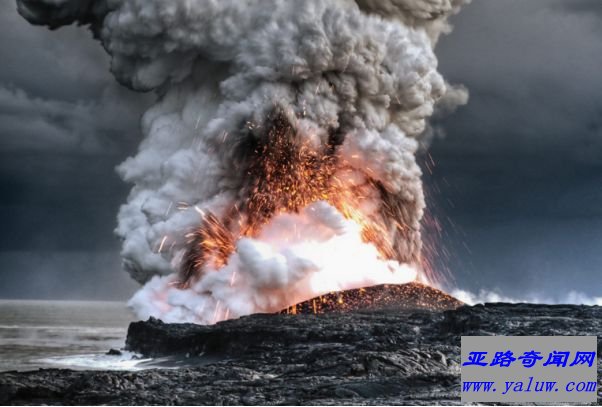 世界最高火山 冒纳罗亚火山