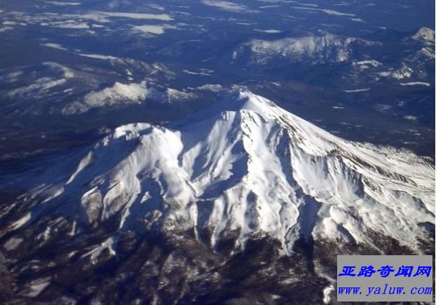 世界最高火山 冒纳罗亚火山