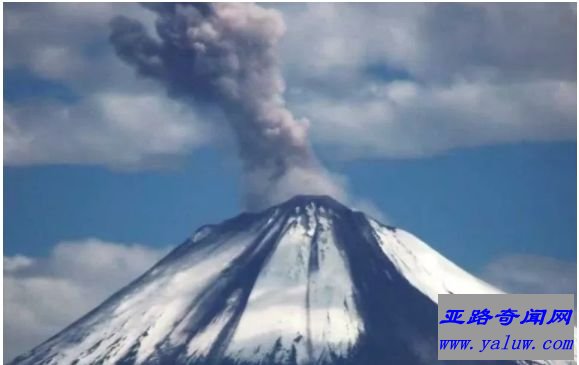 桑盖火山，厄瓜多尔（近似高度：17,454英尺）