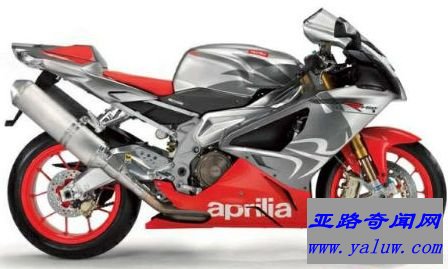 阿普利亚 RSV 1000 r