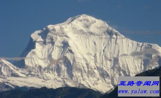 道拉吉里峰