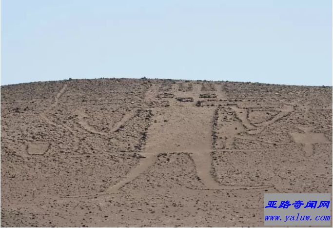 世界上最神秘的五大地质图案：智利阿塔卡马巨人