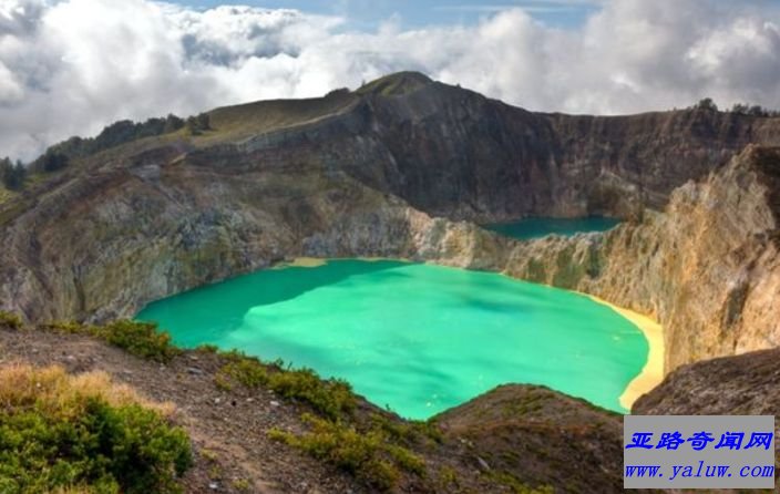 印度尼西亚克里穆图火山湖