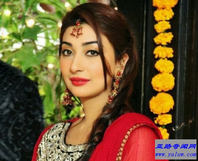 Ayesha Khan