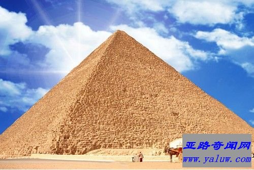 古代世界十大奇观之一：埃及胡夫金字塔