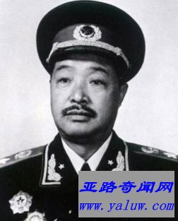 贺龙（1896-1969）湖南桑植人 