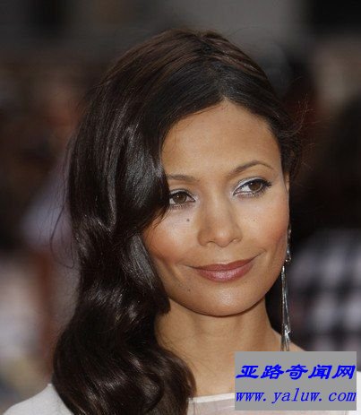 桑迪·牛顿（Thandie Newton）