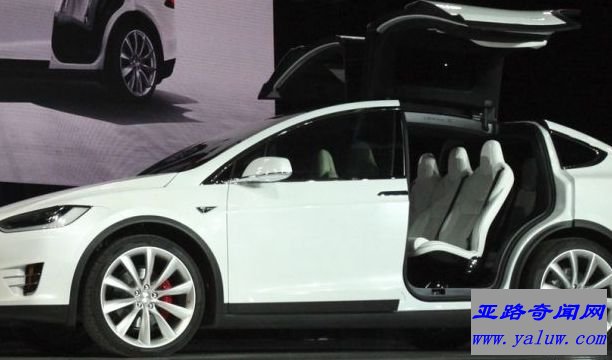 特斯拉Model X(92万元)