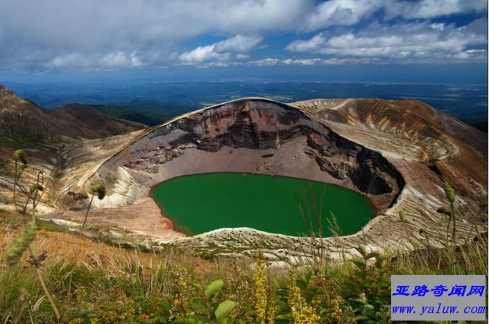 日本的Oklahoma火山口湖