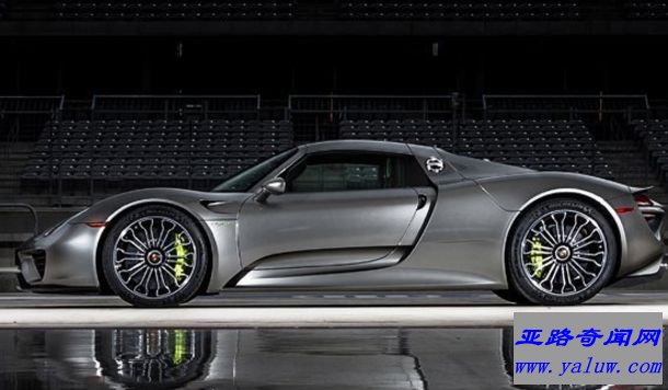 保时捷918 Spyder(615万元)