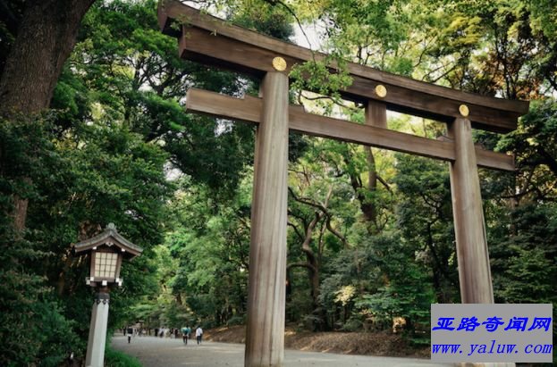 明治神社