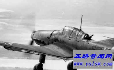 Ju 87俯冲轰炸机