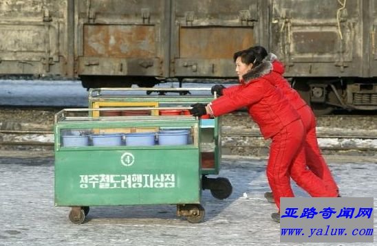 太阳能手推车