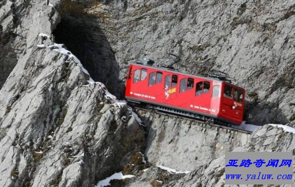 世界上最陡峭的铁路 120年零事故