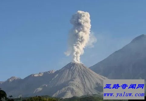 圣玛利亚火山爆发