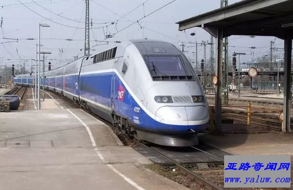 法国Alstom Euroduplex高速列车 每小时320公里