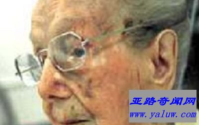 莎拉·劳丝——119年，97天