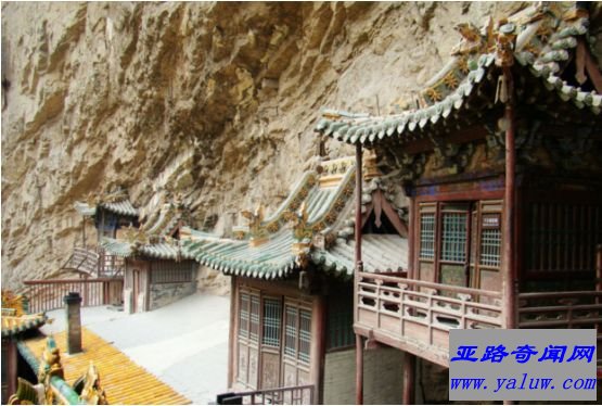 世界上最危险的寺庙，恒山悬空寺立于悬崖峭壁间