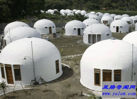 圆顶的奇葩住处