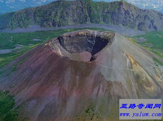 8.意大利：维苏威火山